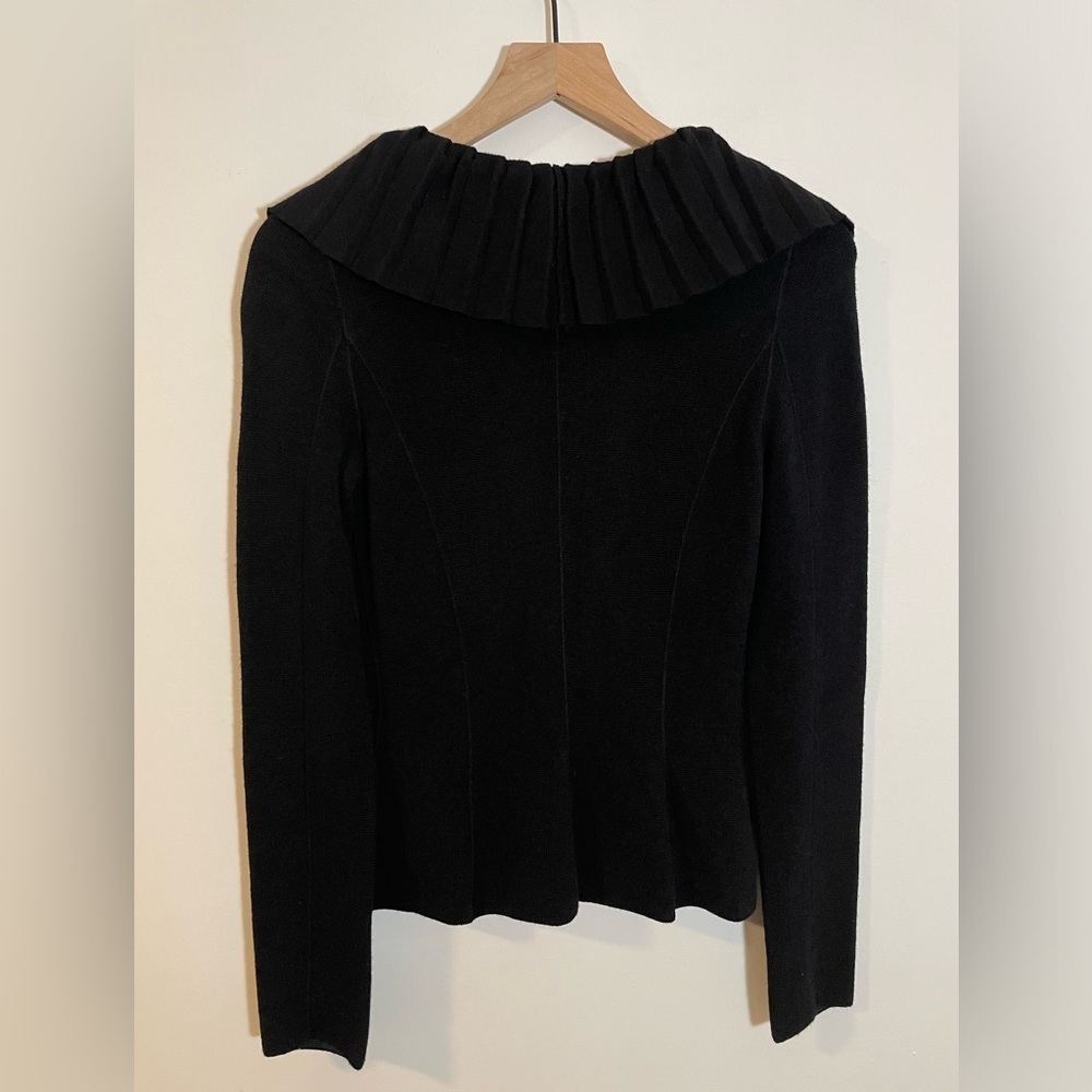 Armani Collezioni Black Wool  Knit Ruffle Cardigan Sweater Size 38/ Small Italy - Picture 4 of 9